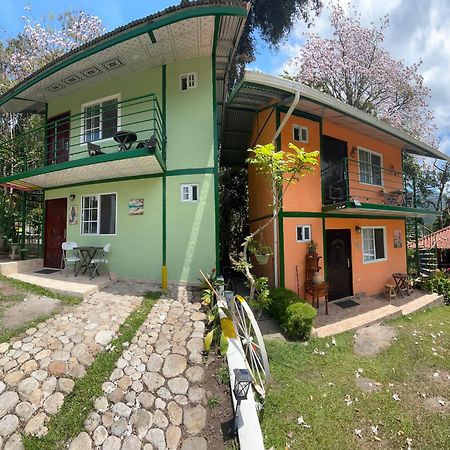 Hostal La India Dormida El Valle de Anton 外观 照片