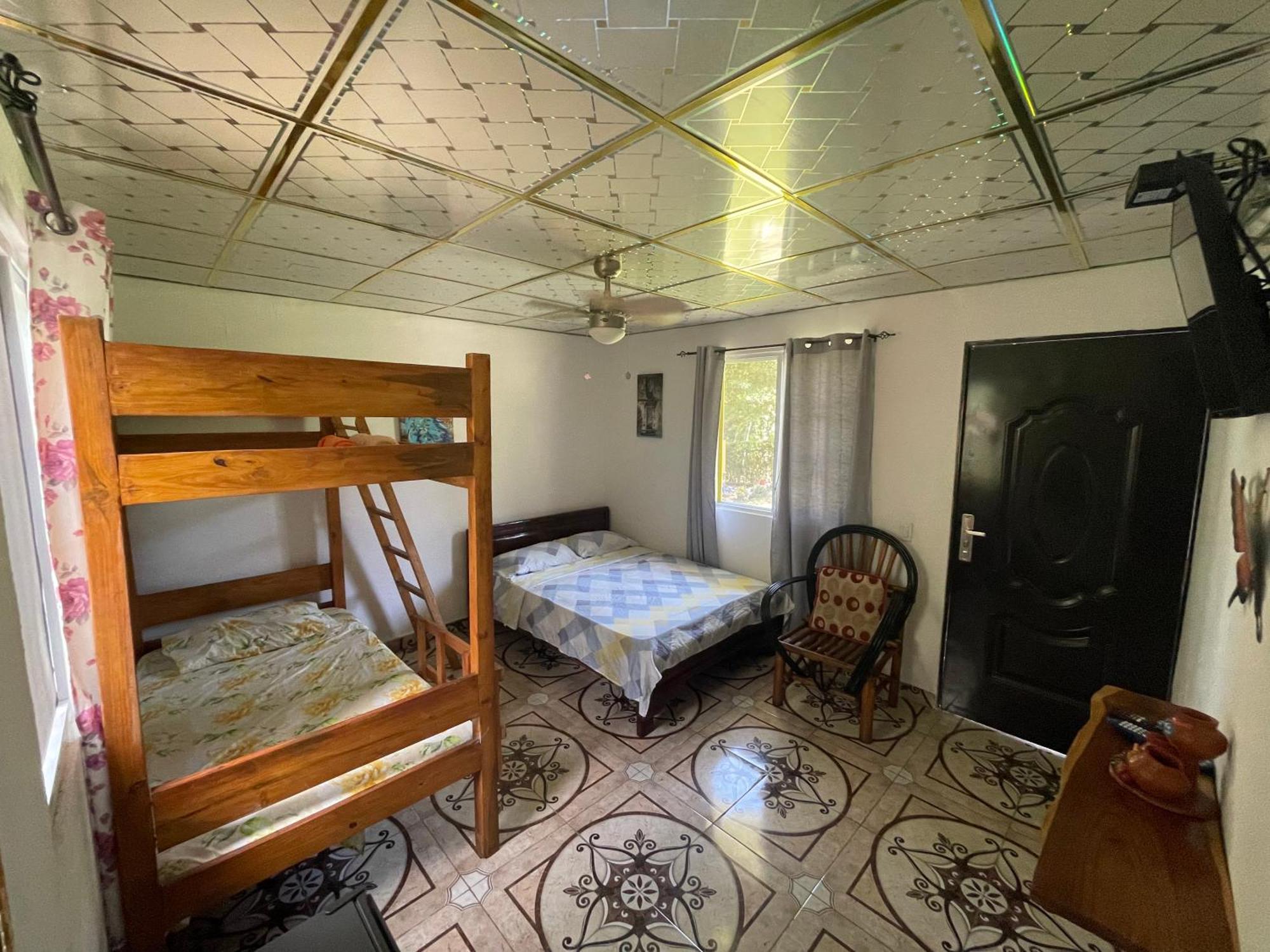 Hostal La India Dormida El Valle de Anton 外观 照片