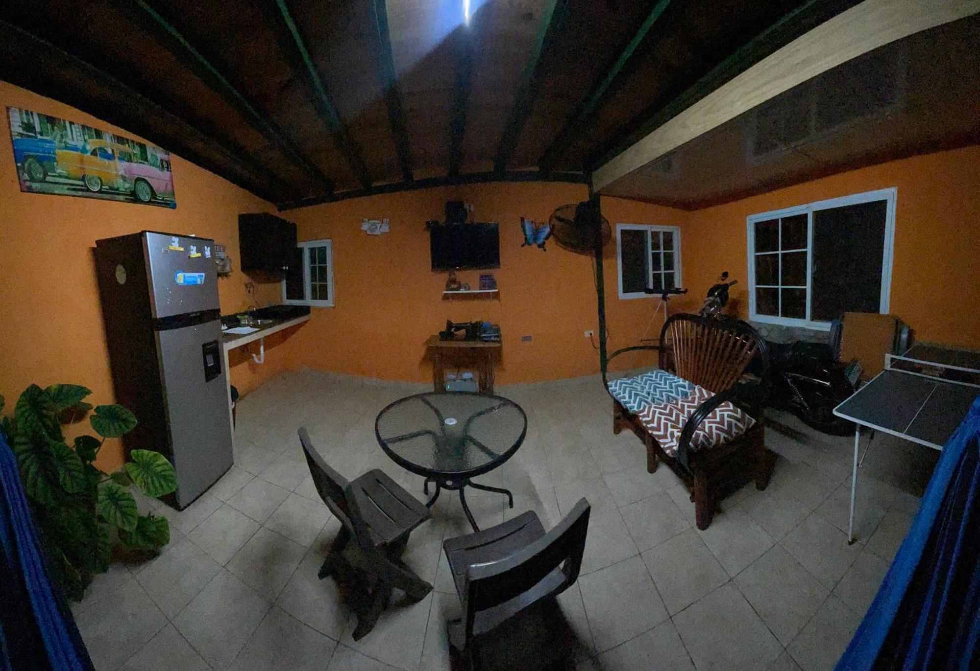 Hostal La India Dormida El Valle de Anton 外观 照片